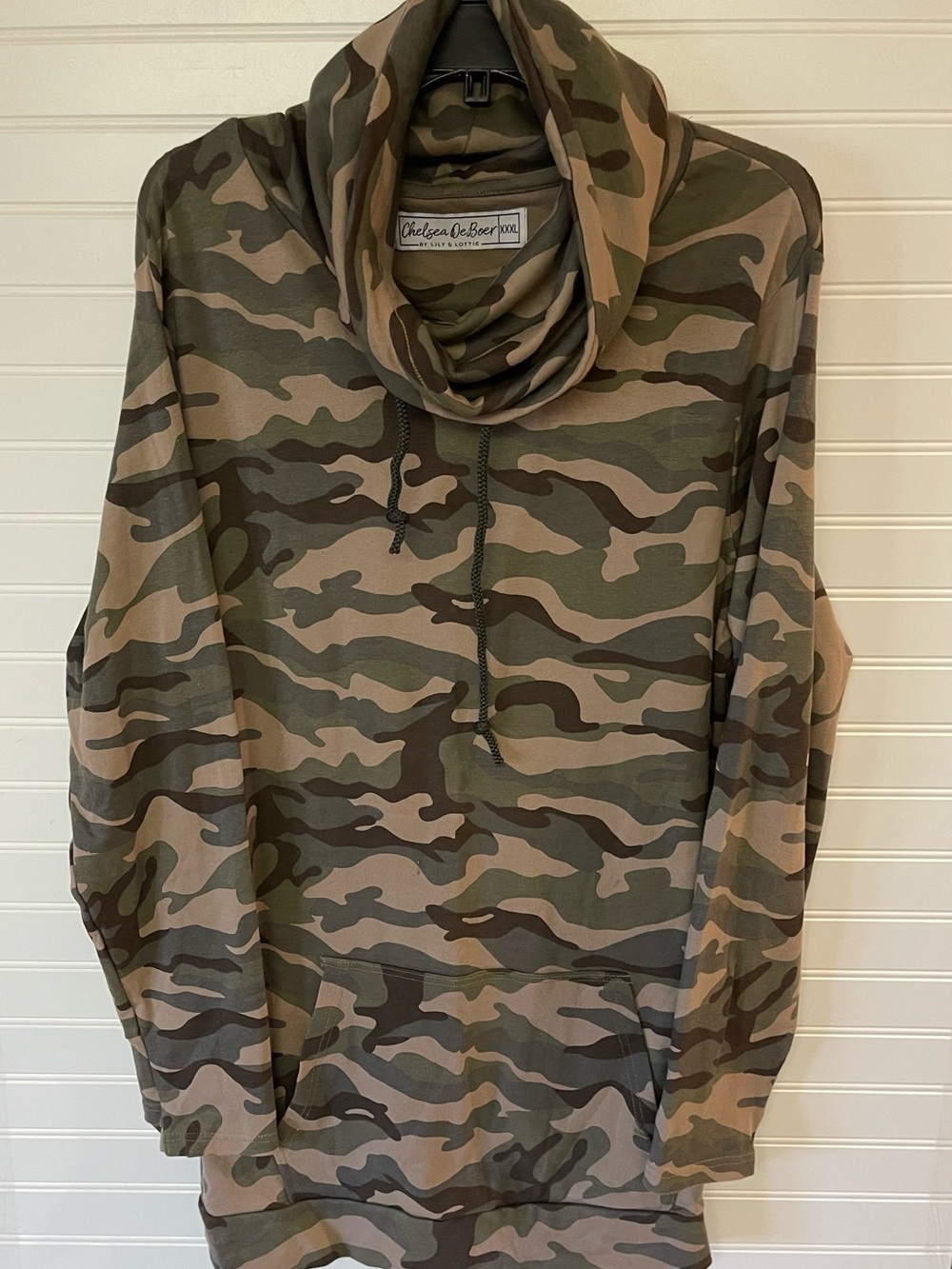 Chelsea DeBoer Lily & Lottie XXL Camo Pullover Kangaroo Pocket Drawstring EUC